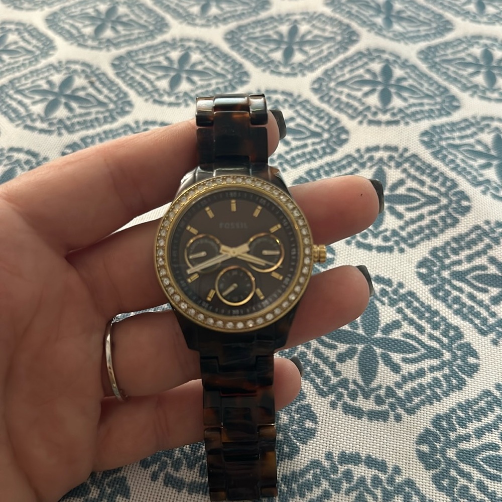Fossil watch. Looks great just needs new battery